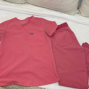 Figs scrubs